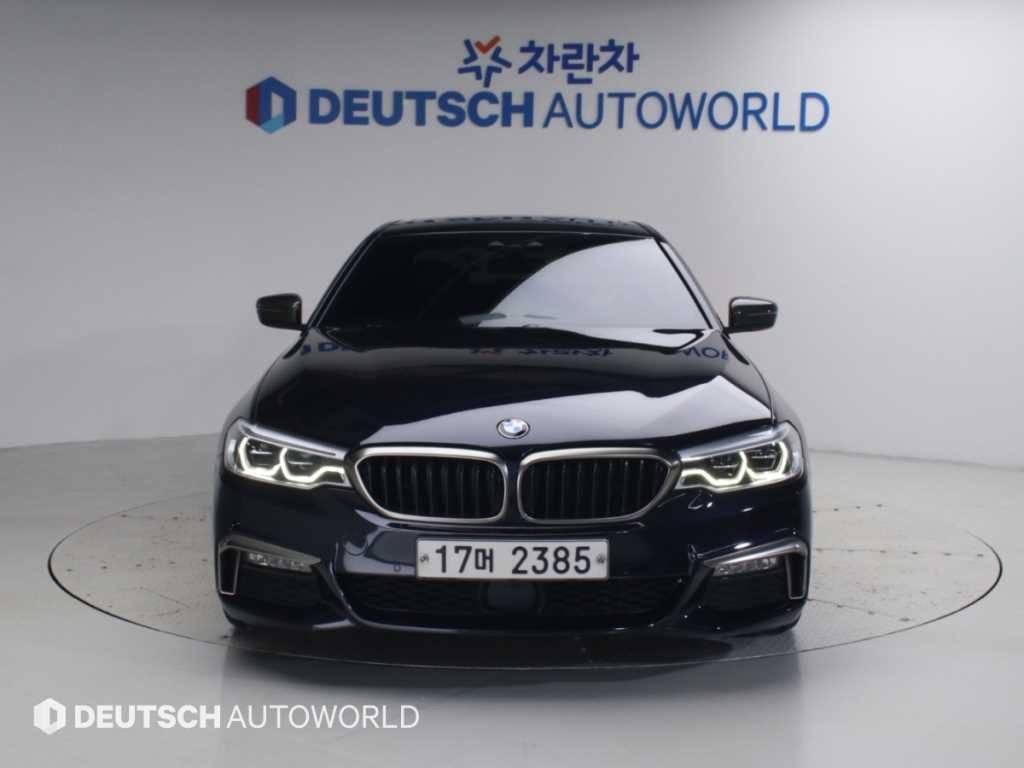 BMW 5시리즈 5시리즈 (G30) 530i xDrive M 스포츠 이미지 3