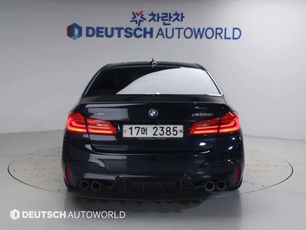 BMW 5시리즈 5시리즈 (G30) 530i xDrive M 스포츠 이미지 4