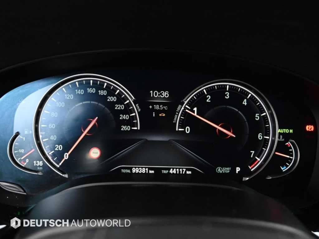 BMW 5시리즈 5시리즈 (G30) 530i xDrive M 스포츠 이미지 8