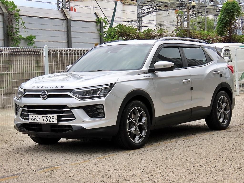 KG모빌리티(쌍용) 코란도 뷰티풀코란도 4WD 디젤 1.6 판타스틱 이미지 2