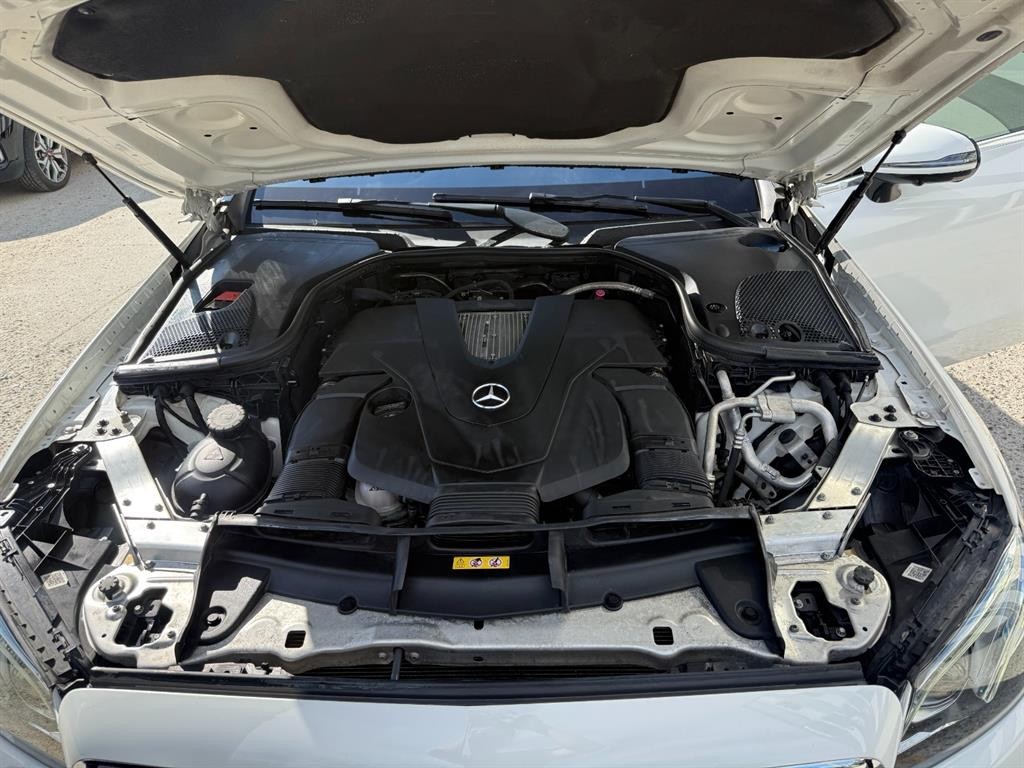 벤츠 E 클래스 E-클래스 W213 E400 4MATIC 쿠페 이미지 19
