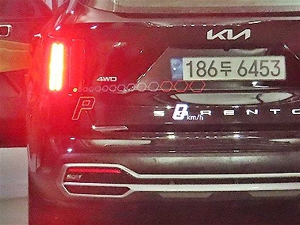 람보르기니 우루스 4.0 V8 이미지 13