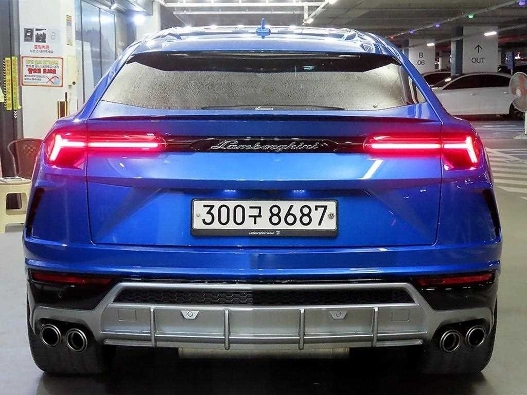 람보르기니 우루스 4.0 V8 이미지 5