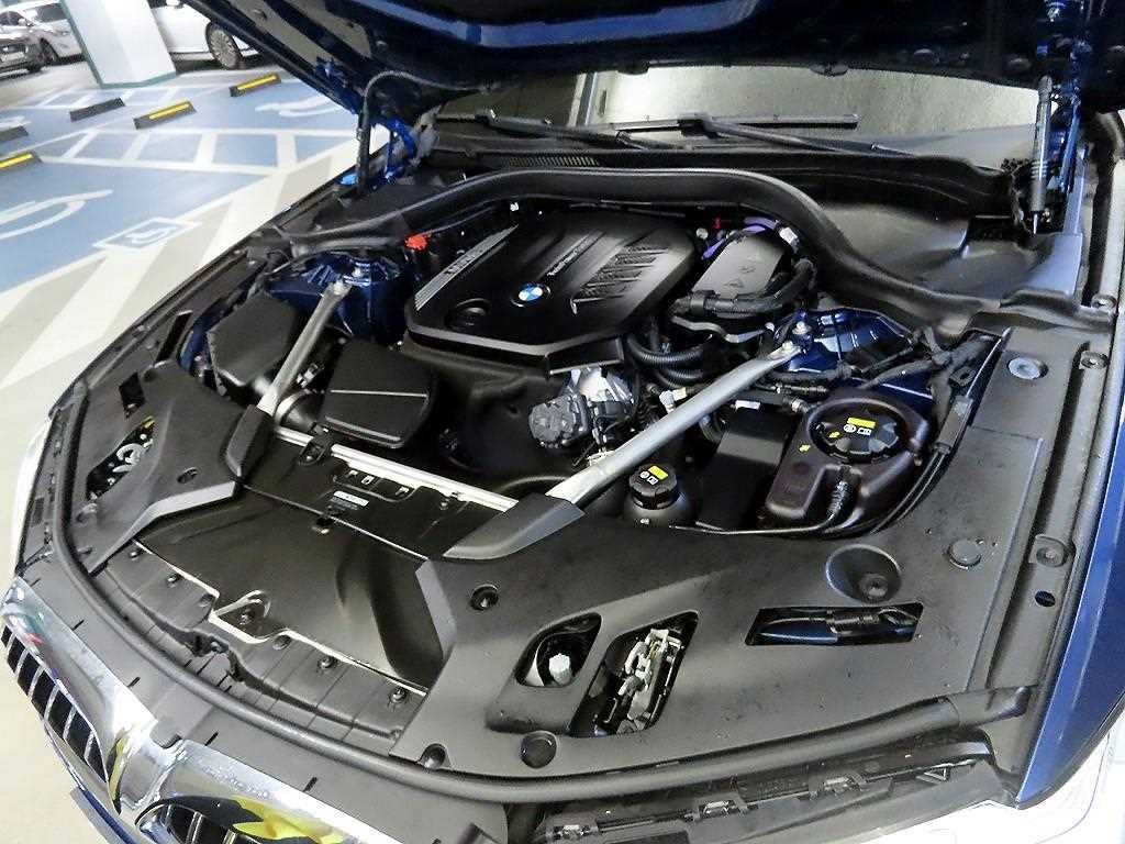 BMW 5시리즈 5시리즈 (G30) 523d M 스포츠 이미지 19