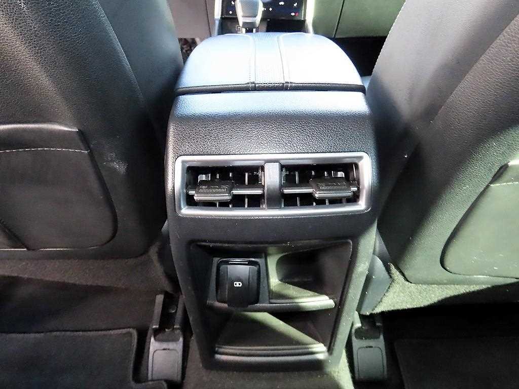 KG모빌리티(쌍용) 토레스 1.5 GDI-T 2WD T5 이미지 16