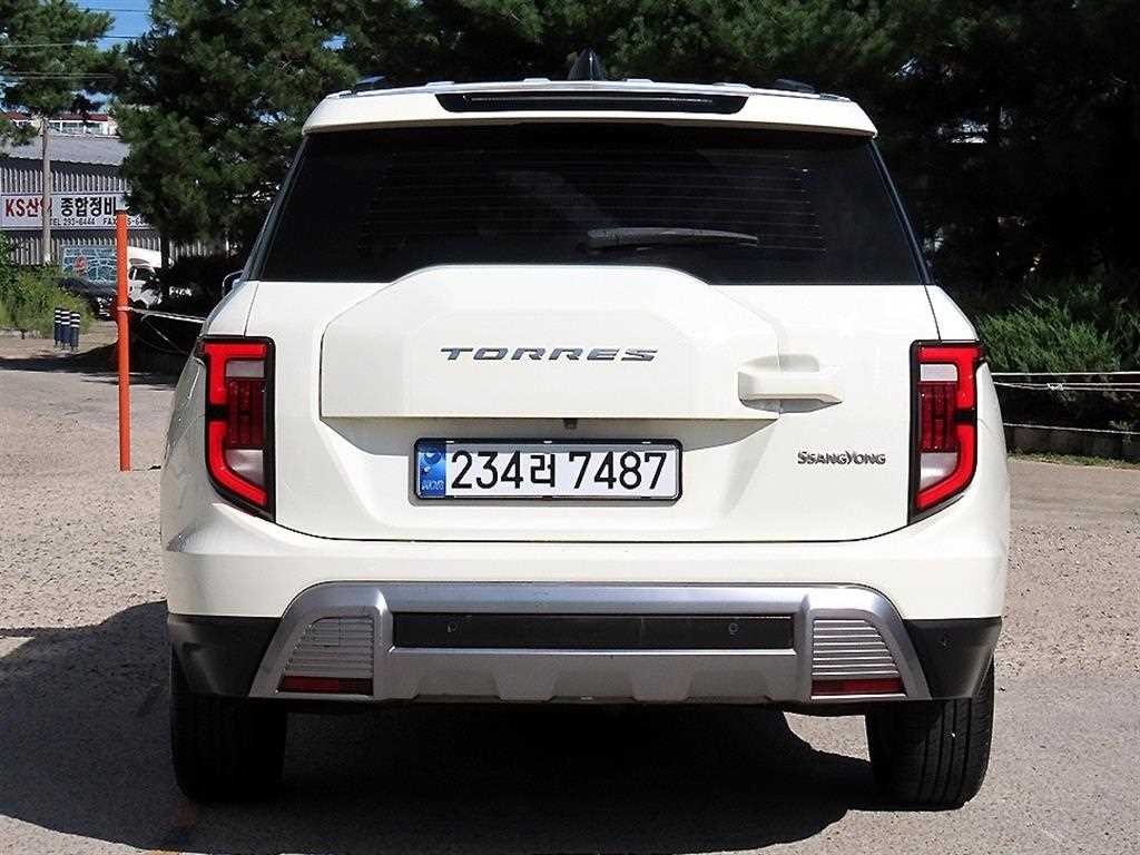 KG모빌리티(쌍용) 토레스 1.5 GDI-T 2WD T5 이미지 4