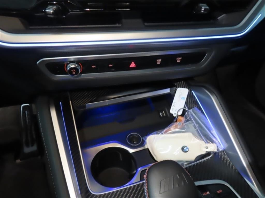 BMW XM XM (G09) 4.4 V8 PHEV 하이글로스 쉐도우 라인 이미지 7