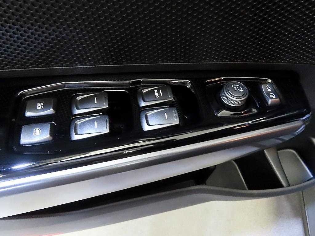 KG모빌리티(쌍용) 티볼리 베리 뉴 티볼리 2WD 가솔린 1.5 V5 이미지 13