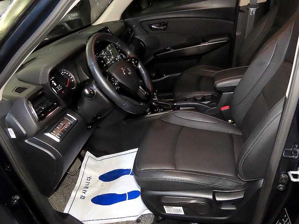 KG모빌리티(쌍용) 티볼리 베리 뉴 티볼리 2WD 가솔린 1.5 V5 이미지 6