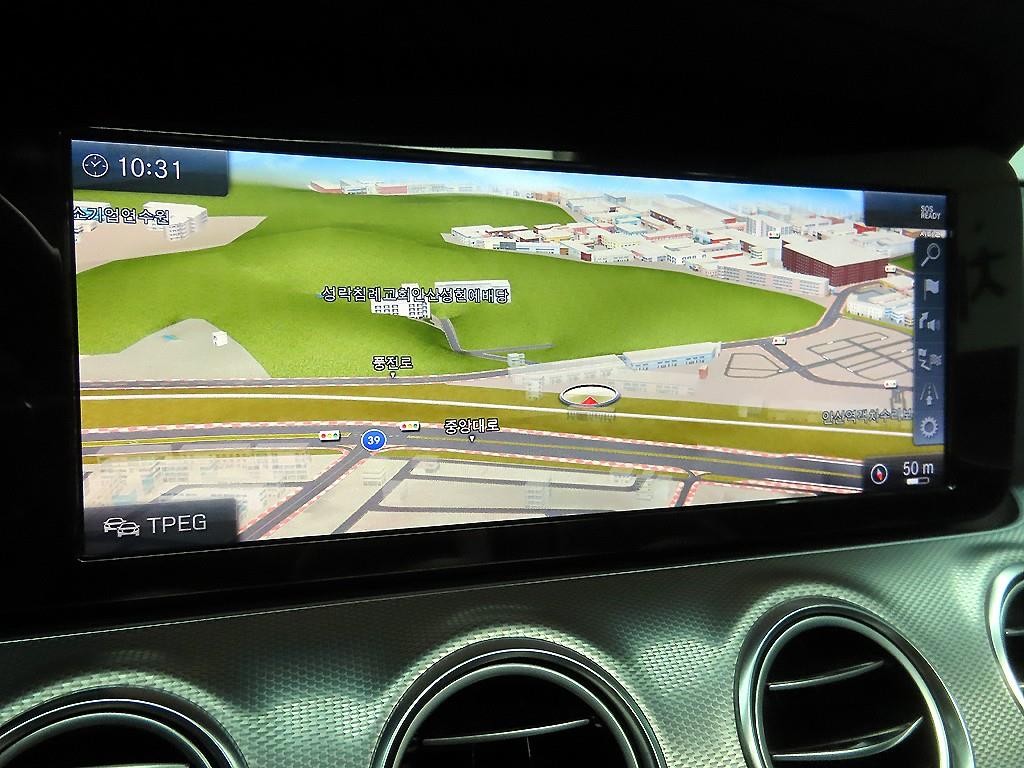 벤츠 E 클래스 E-클래스 W213 E300 아방가르드 이미지 9