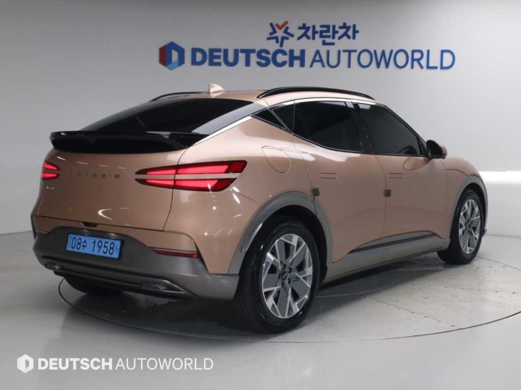 제네시스 GV60 스탠다드 2WD 이미지 2