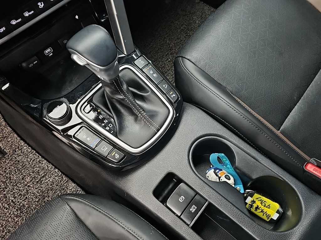 기아 셀토스 가솔린 1.6 터보 4WD 노블레스 이미지 8