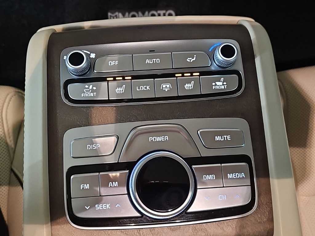 기아 K9 더 K9 3.8 GDI 2WD 플래티넘Ⅱ 이미지 13