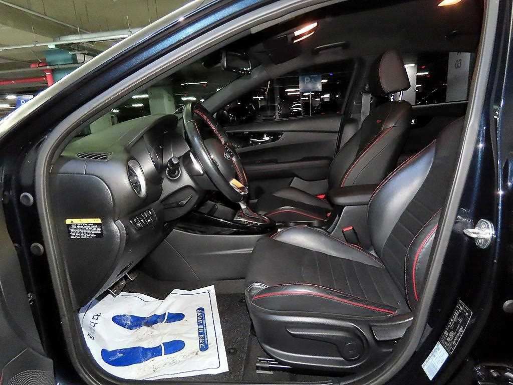 기아 K3 올뉴 K3 5도어 GT 플러스 이미지 6