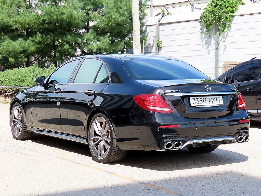 벤츠 E 클래스 E-클래스 W213 E53 AMG 4MATIC+ 이미지 3