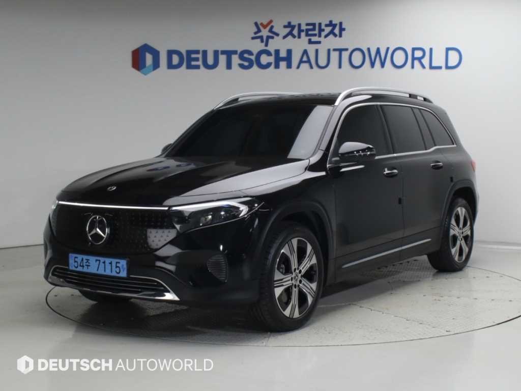 벤츠 EQB EQB (X243) EQB 300 4MATIC 이미지 1
