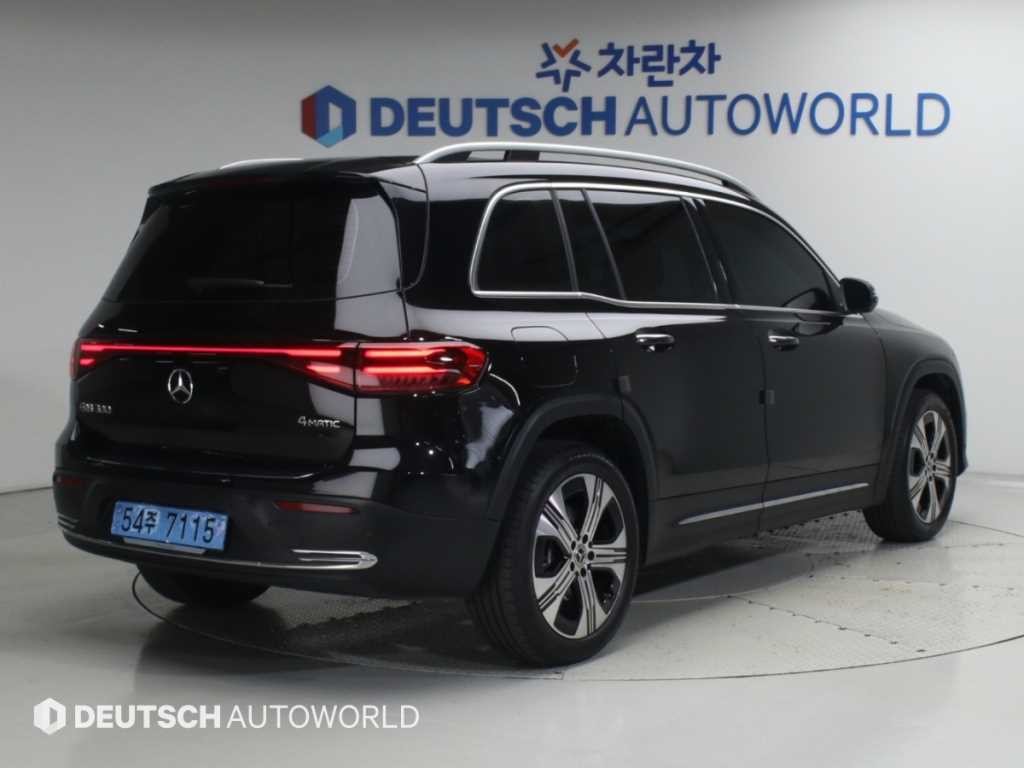 벤츠 EQB EQB (X243) EQB 300 4MATIC 이미지 2