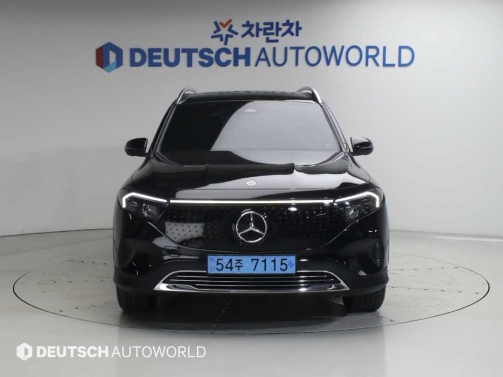 벤츠 EQB EQB (X243) EQB 300 4MATIC 이미지 3