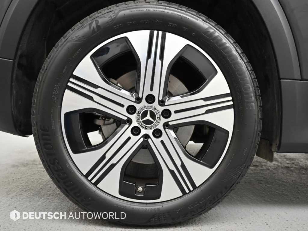 벤츠 EQB EQB (X243) EQB 300 4MATIC 이미지 5