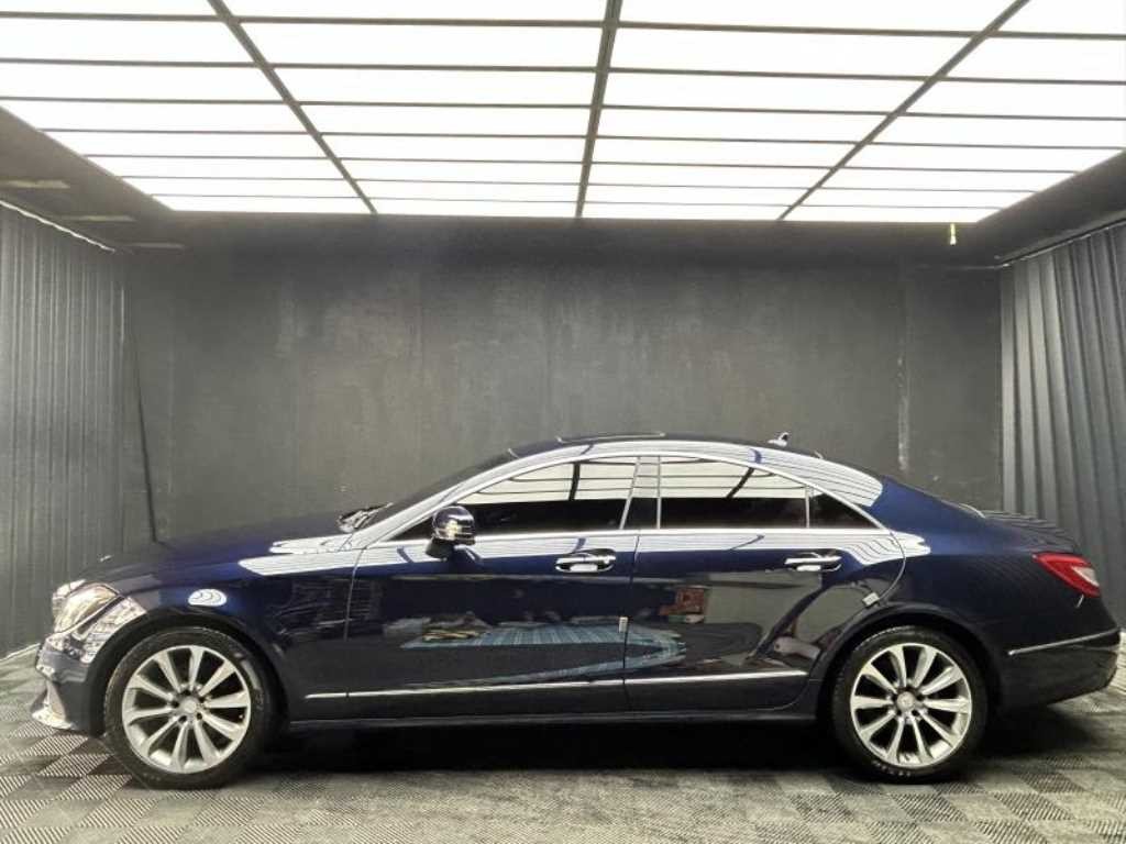 벤츠 CLS 클래스 CLS클래스 W218 CLS 250 블루텍 4MATIC 이미지 4