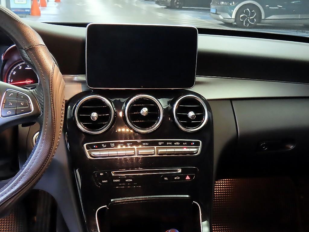 벤츠 C 클래스 C클래스 W205 C200 이미지 11