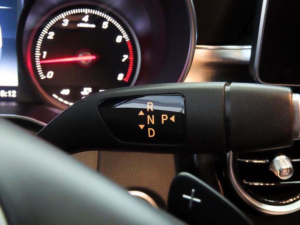 벤츠 C 클래스 C클래스 W205 C200 이미지 12