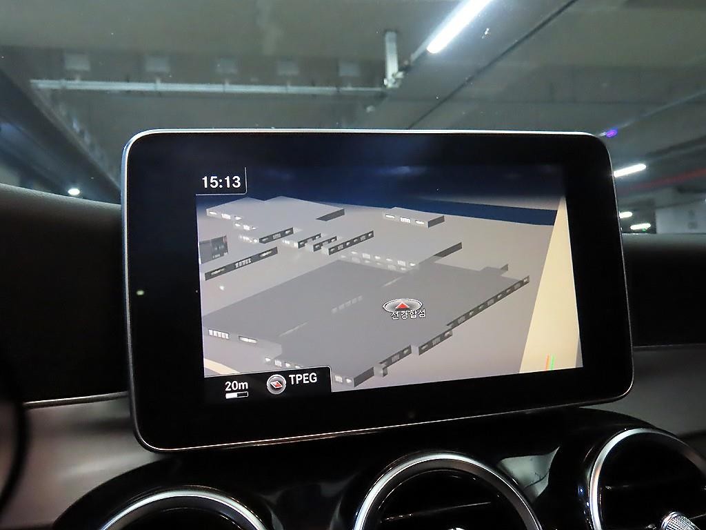 벤츠 C 클래스 C클래스 W205 C200 이미지 14