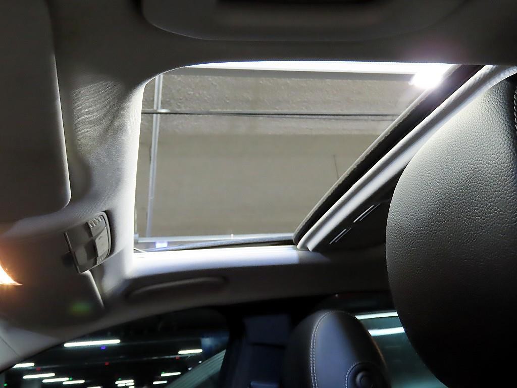 벤츠 C 클래스 C클래스 W205 C200 이미지 17