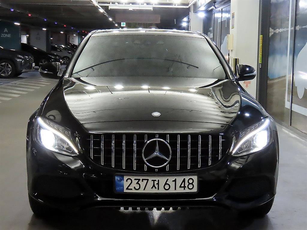 벤츠 C 클래스 C클래스 W205 C200 이미지 2