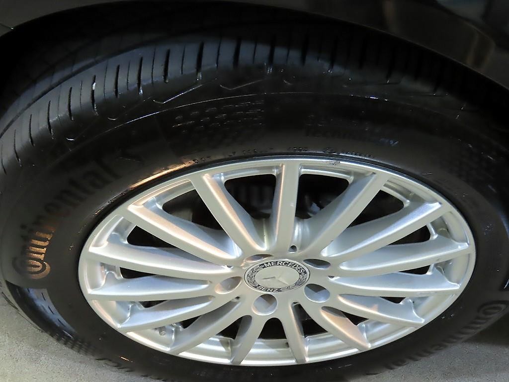 벤츠 C 클래스 C클래스 W205 C200 이미지 20