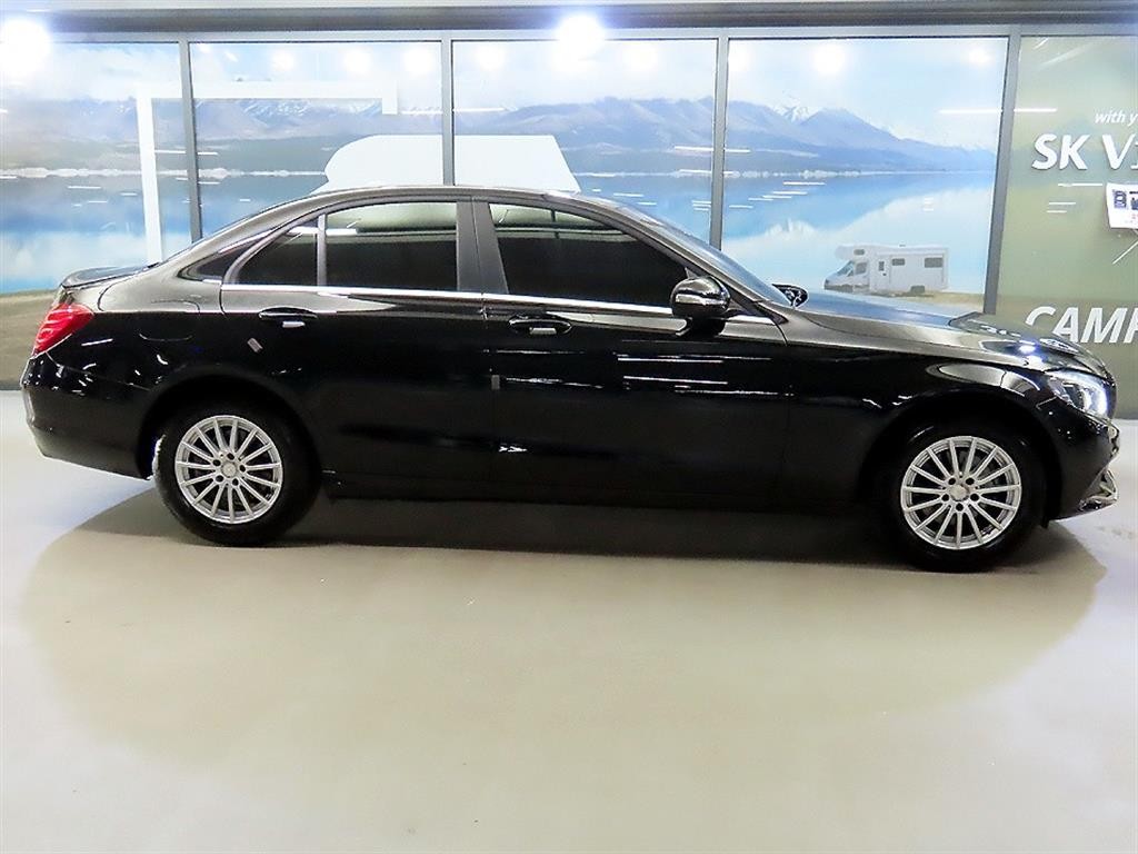 벤츠 C 클래스 C클래스 W205 C200 이미지 3