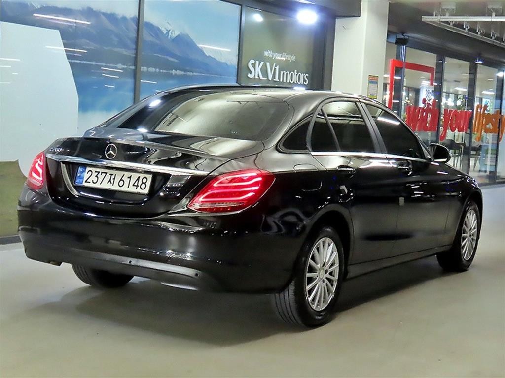 벤츠 C 클래스 C클래스 W205 C200 이미지 4
