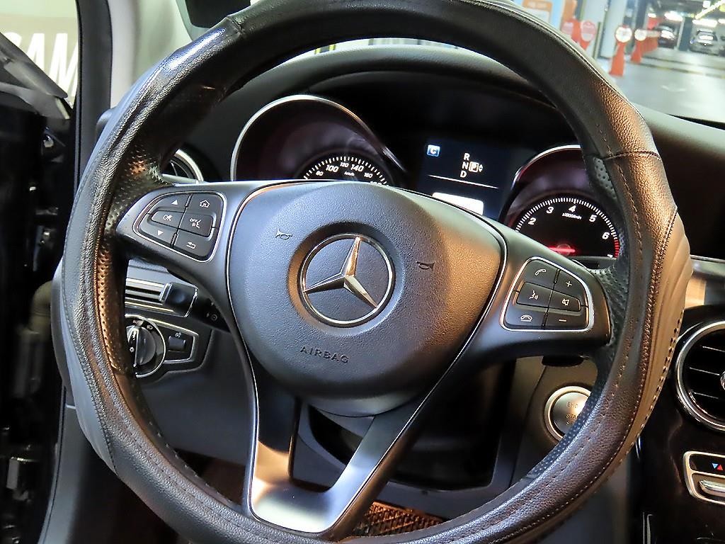 벤츠 C 클래스 C클래스 W205 C200 이미지 8