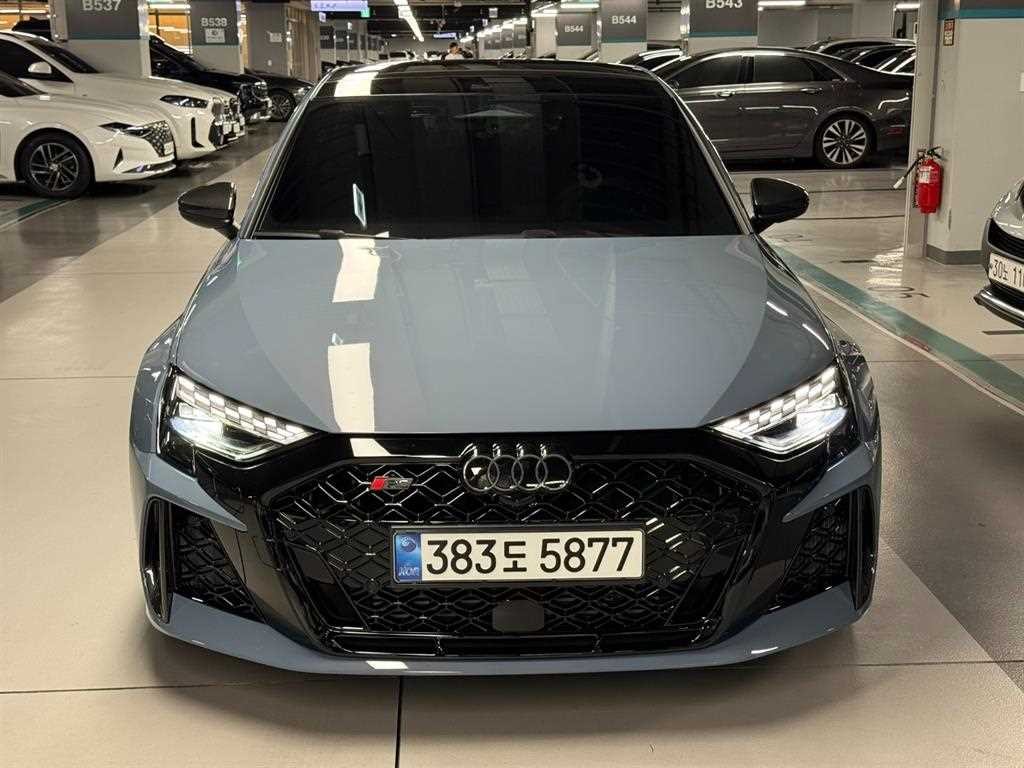 아우디 RS3 RS3 (8Y) 2.5 TFSI 콰트로 이미지 2