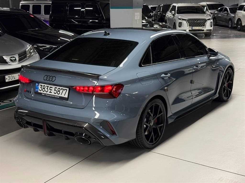 아우디 RS3 RS3 (8Y) 2.5 TFSI 콰트로 이미지 5