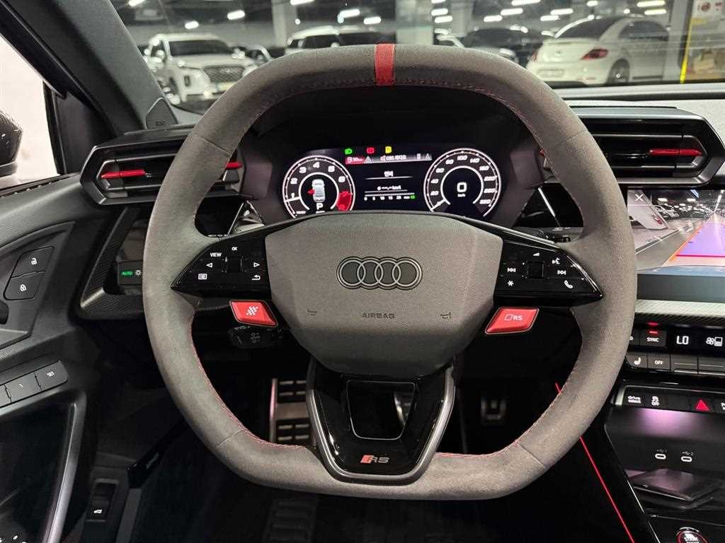 아우디 RS3 RS3 (8Y) 2.5 TFSI 콰트로 이미지 9