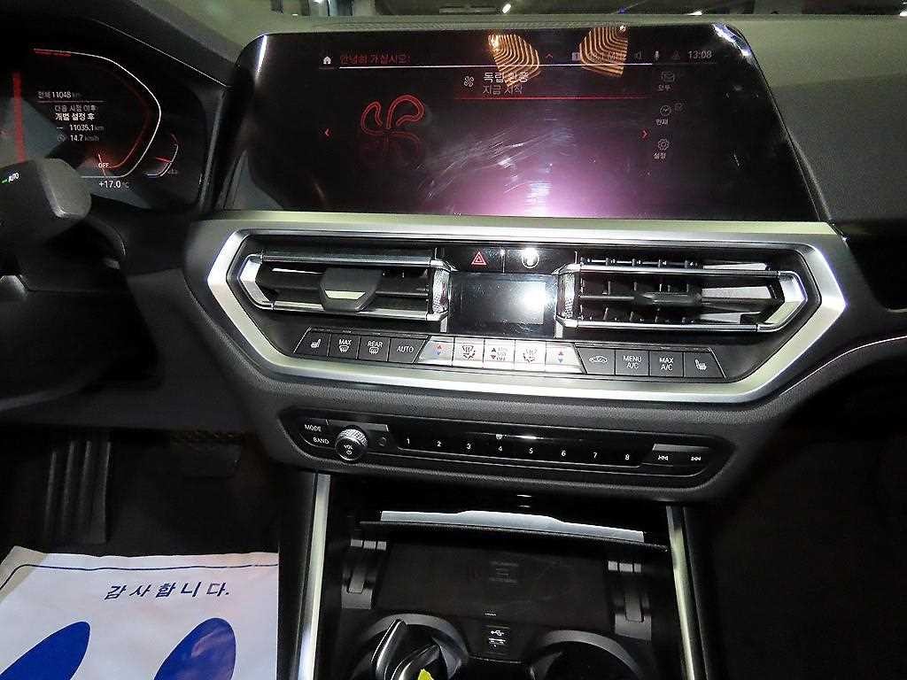 BMW 3시리즈 3시리즈 (G20) 320i M 스포츠 이미지 11
