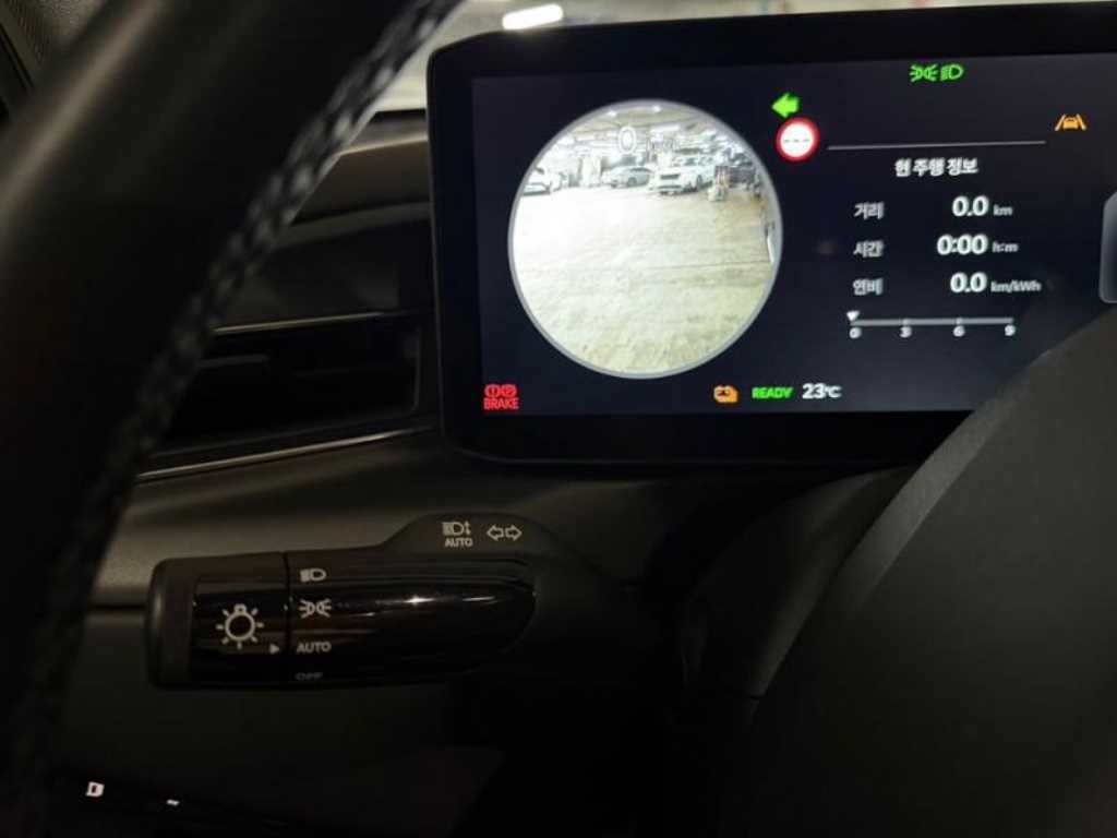 기아 EV9 롱레인지 4WD 어스 이미지 13
