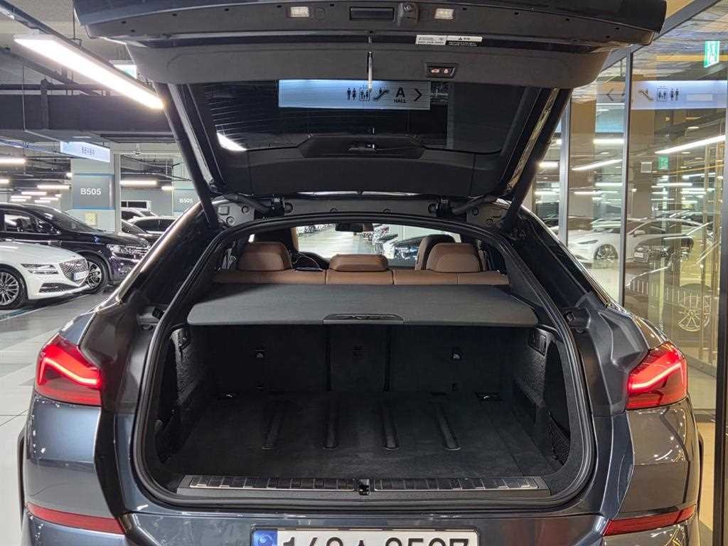 BMW X6 X6 (G06) M50i 이미지 6