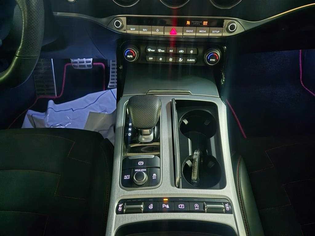 기아 스팅어 스팅어 마이스터 AWD 3.3 GT 마스터즈 터보 패키지 이미지 10