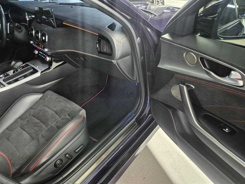 기아 스팅어 스팅어 마이스터 AWD 3.3 GT 마스터즈 터보 패키지 이미지 11