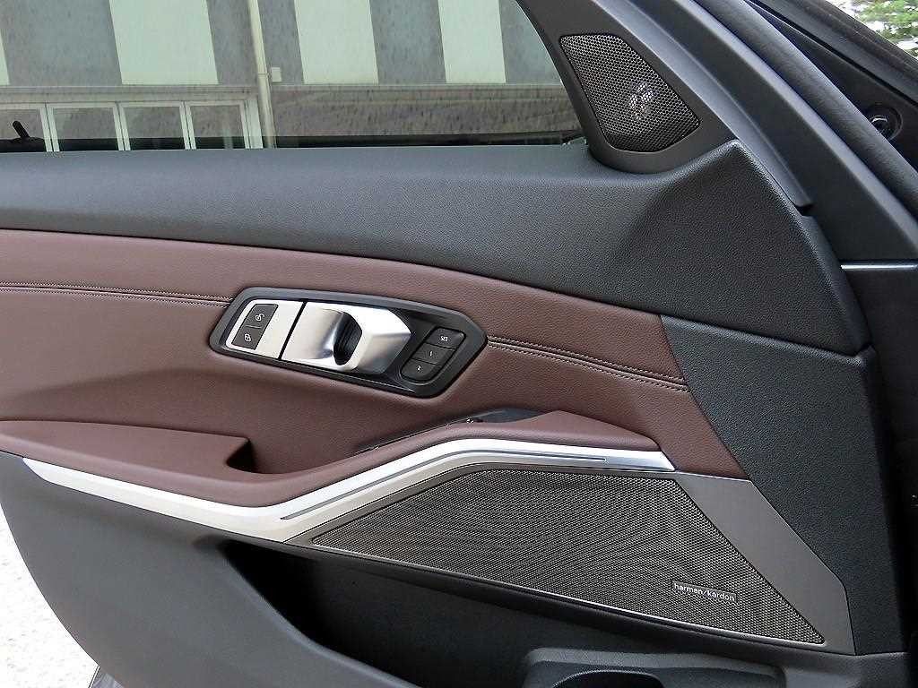 BMW 3시리즈 3시리즈 (G20) 330i M 스포츠 이미지 13
