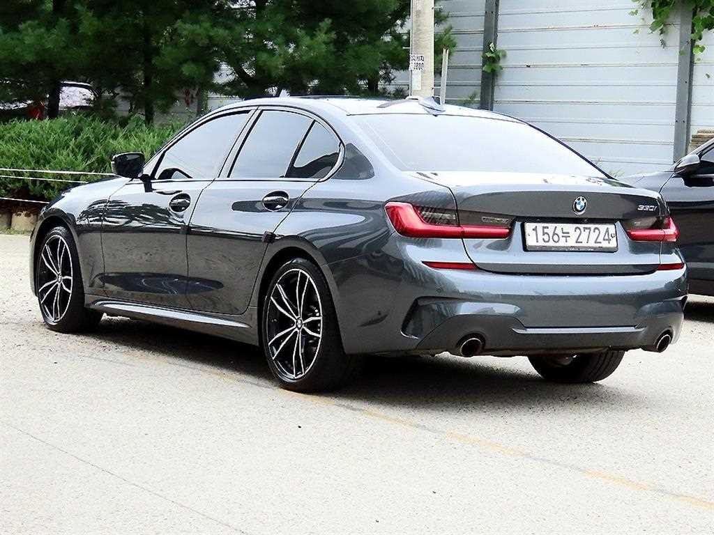 BMW 3시리즈 3시리즈 (G20) 330i M 스포츠 이미지 4