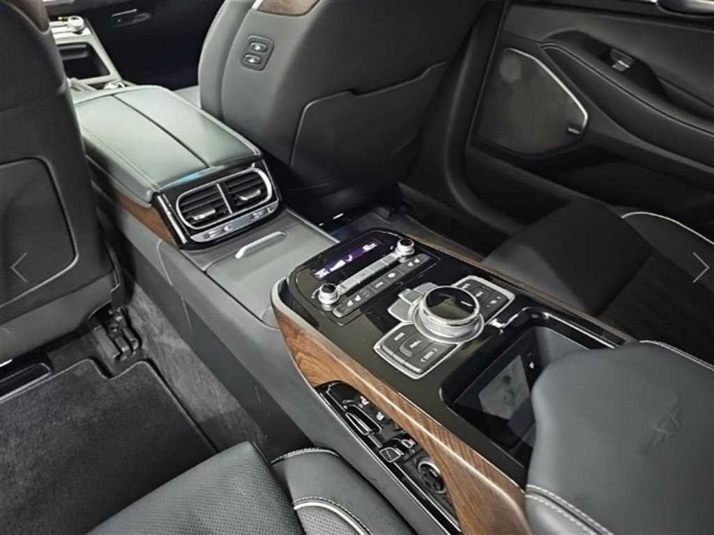 제네시스 G90 3.8 GDI AWD 프레스티지 이미지 13