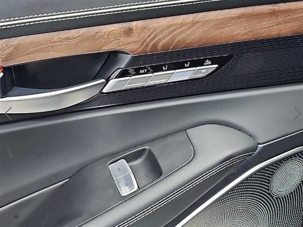 제네시스 G90 3.8 GDI AWD 프레스티지 이미지 15