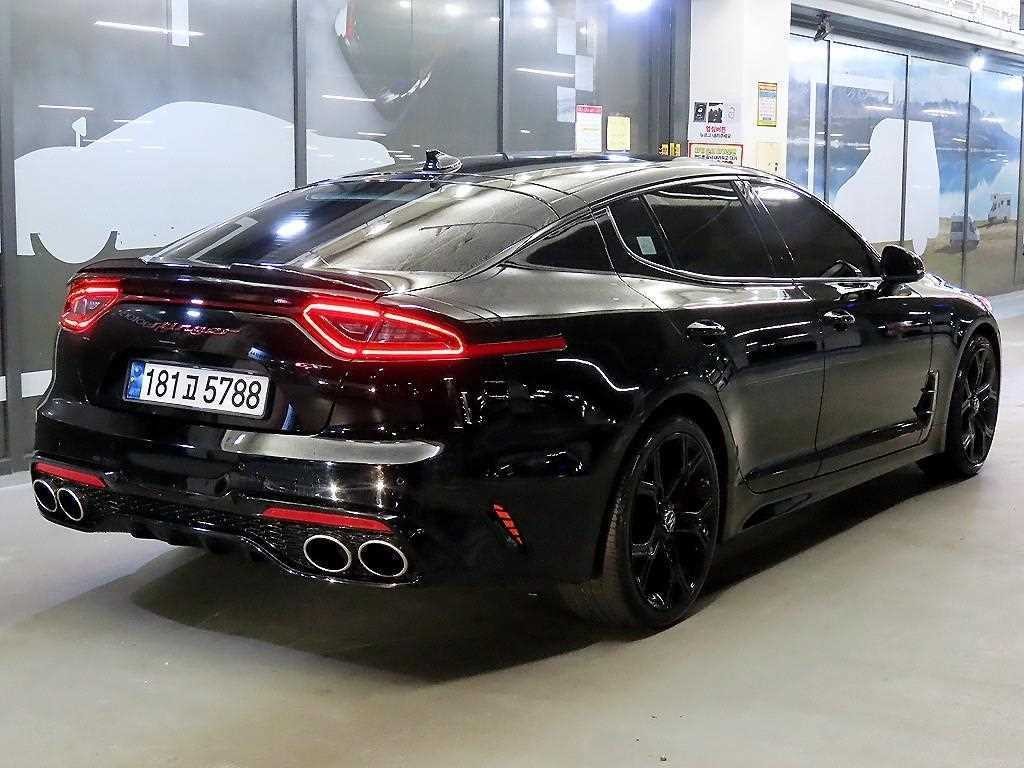 기아 스팅어 가솔린 2.0 터보 AWD 플래티넘 이미지 4