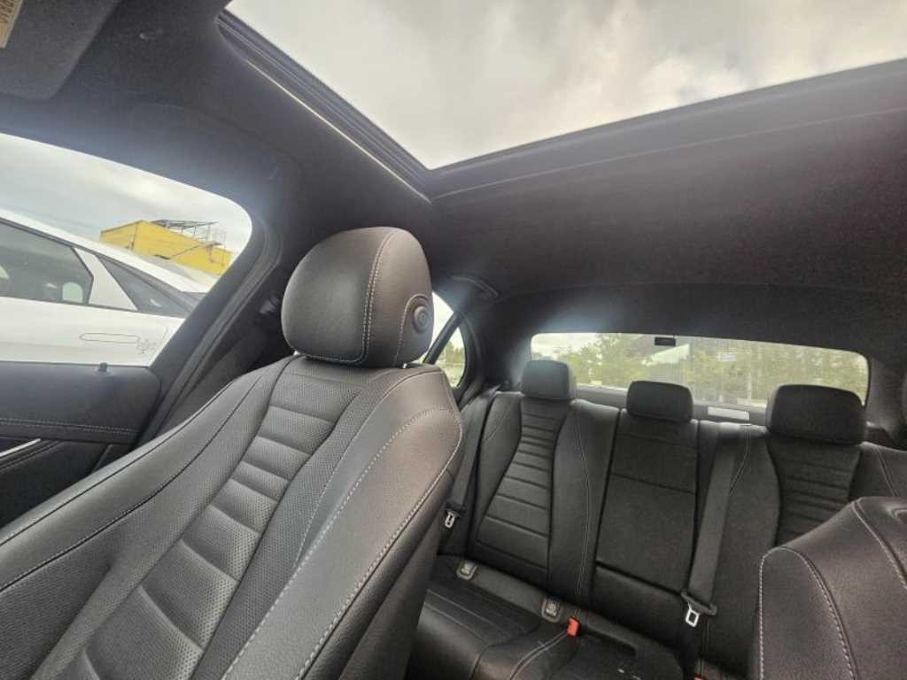벤츠 E 클래스 E-클래스 W213 E220d 4MATIC AMG라인 이미지 13