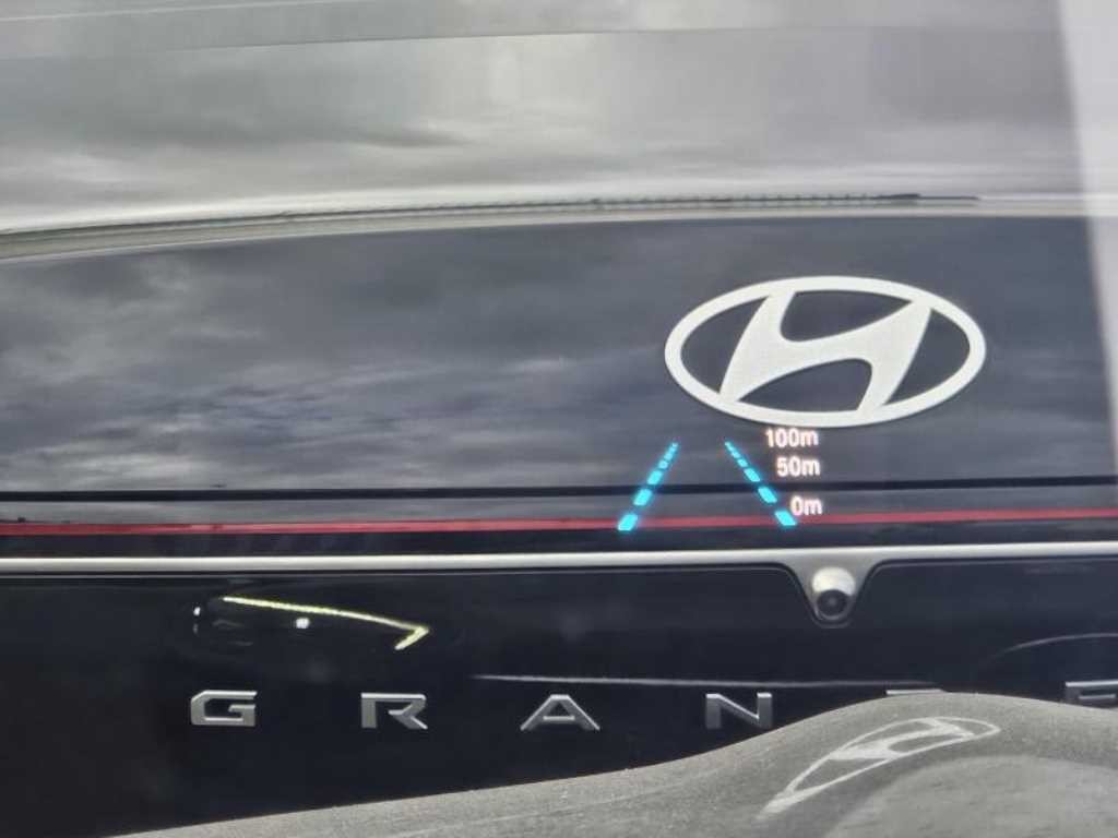 벤츠 E 클래스 E-클래스 W213 E220d 4MATIC AMG라인 이미지 8