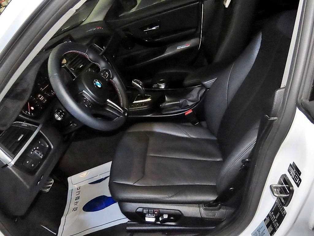 BMW 4시리즈 4시리즈 (F32) 420i 그란쿠페 스페셜 에디션 이미지 6