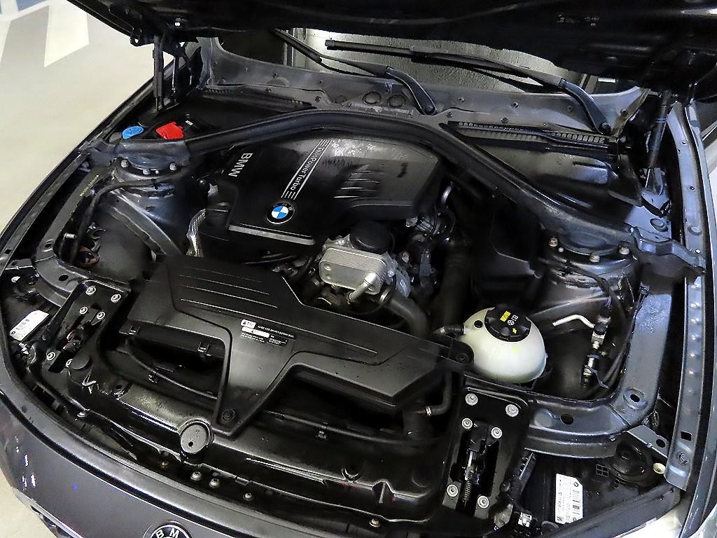 BMW 3시리즈 3시리즈 (F30) 320i M 스포츠 이미지 18